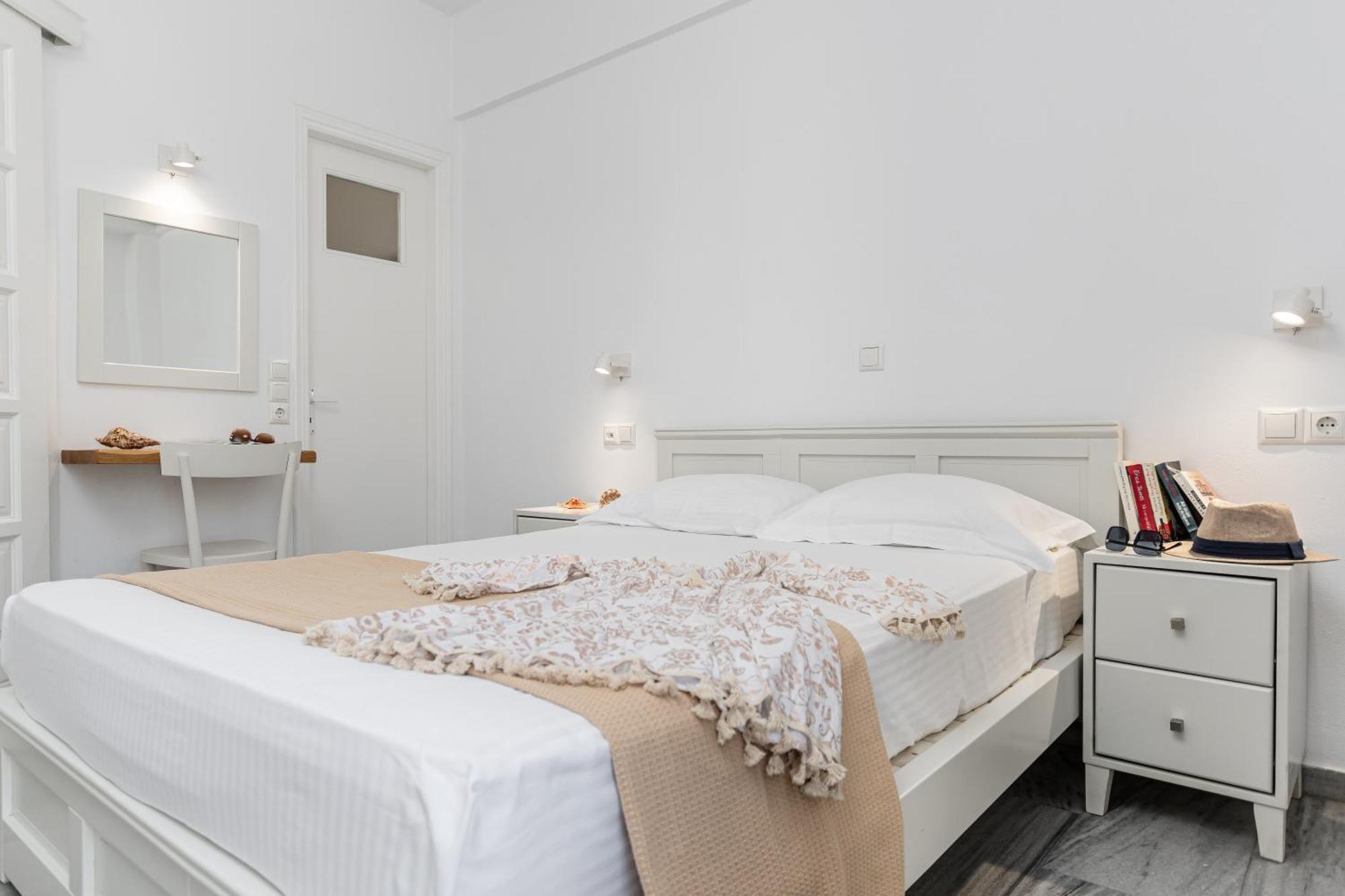 Azur Mare Naxos Aparthotel Naxos City Exterior photo